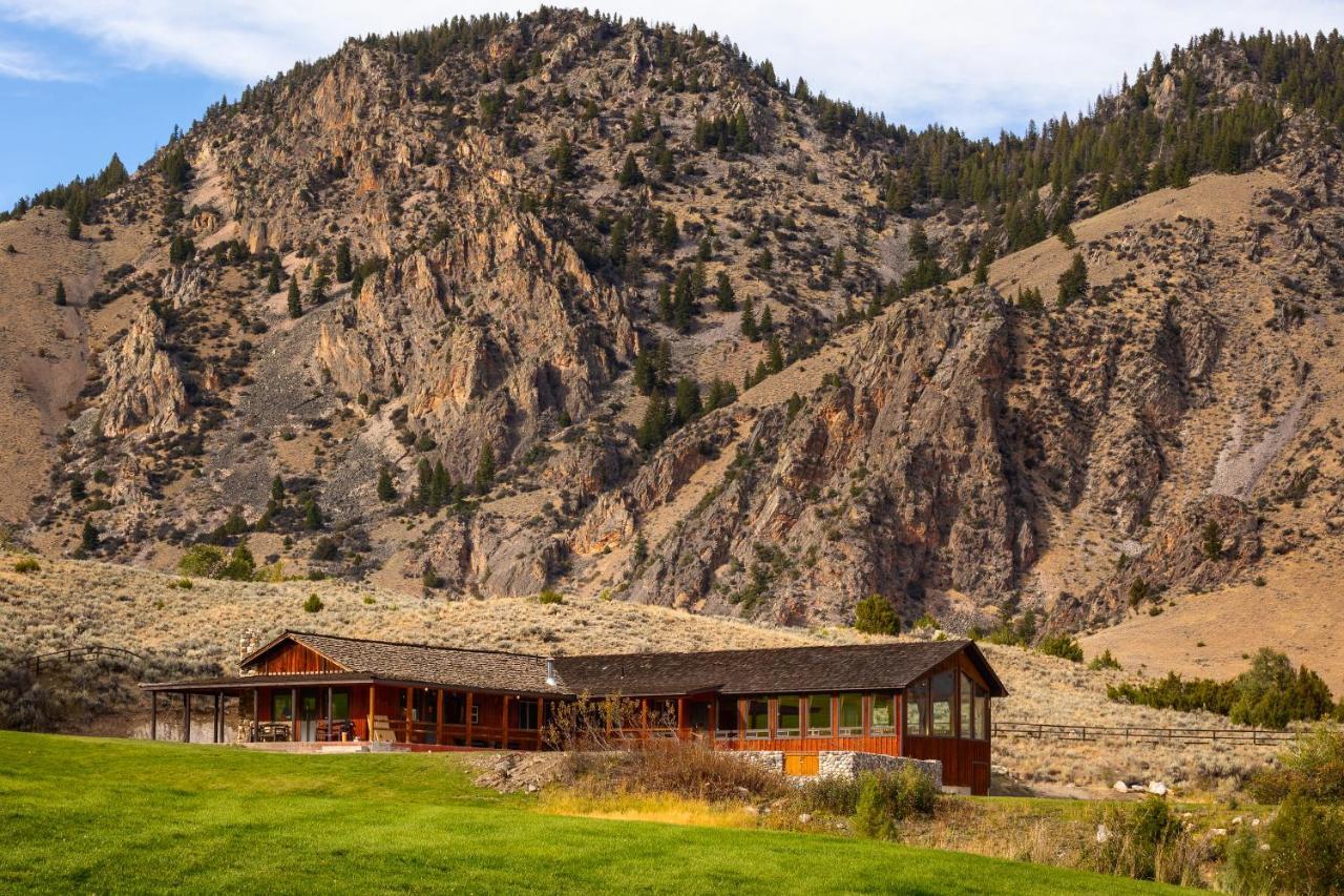 Twin Peaks Guest Ranch Vila Salmon Exterior foto